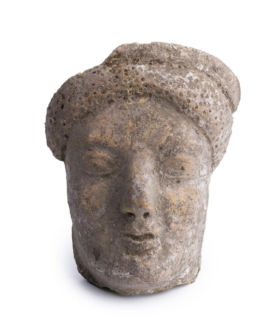 ANTEFISSA MINIATURISTICA IN FORMA DI VOLTO FEMMINILE (1 of 1)