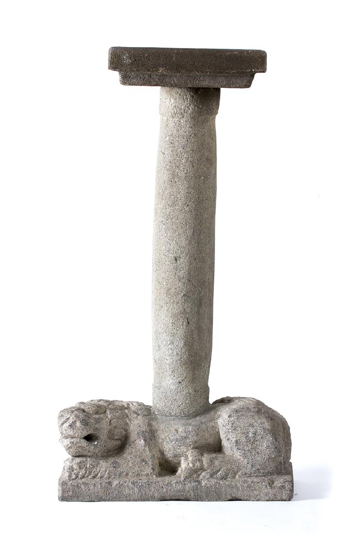 LEONE IN STILE MEDIEVALE (1 of 1)