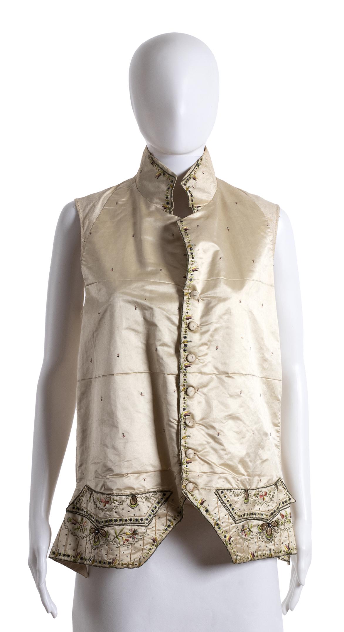 SILK AND LINEN VEST Late 18th Century: SILK AND LINEN VEST Late 18th Century Embroidered ivory silk and linen vest. Bust 100 cm General condition grading B