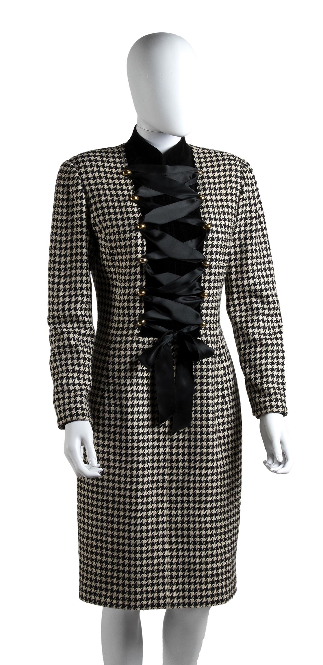 VALENTINO BOUTIQUE  WOOL PIED DE POULE DRESS Late 80s (1 of 4)