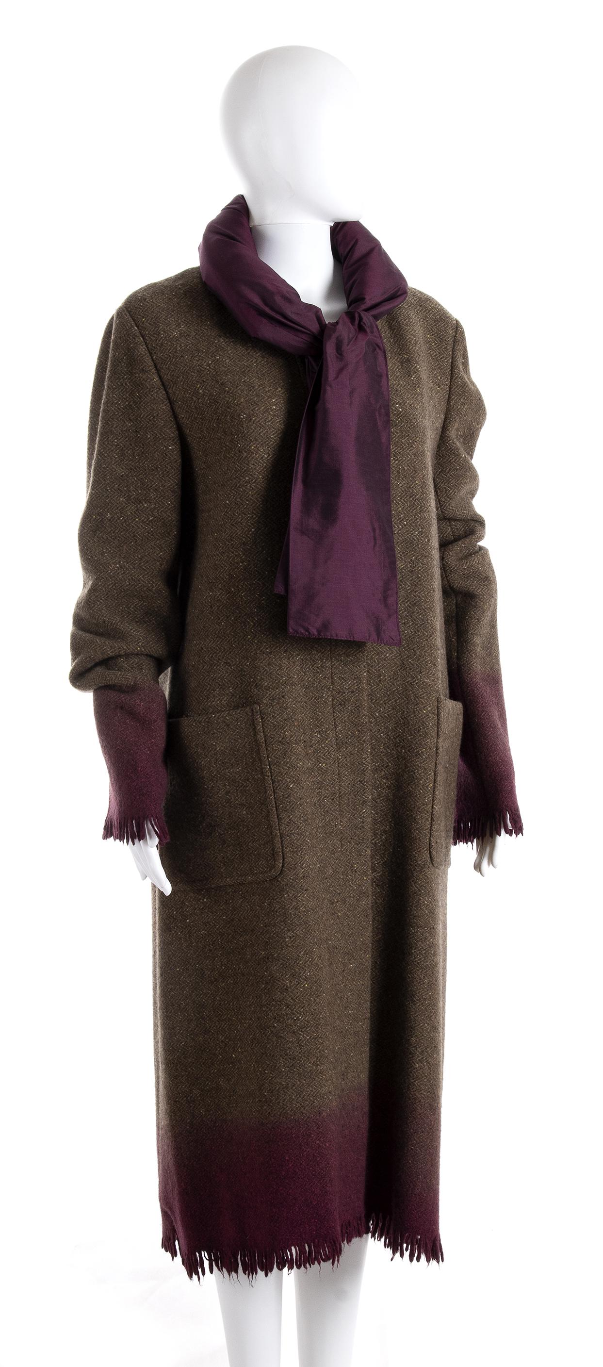 ETRO WOOL ENSEMBLE 90s: ETRO WOOL ENSEMBLE 90s Brown and purple wool ensemble (coat and skirt) , fringed hem, purple taffeta neck, Bust 100 cm, Waist 75 cm General conditions grading B