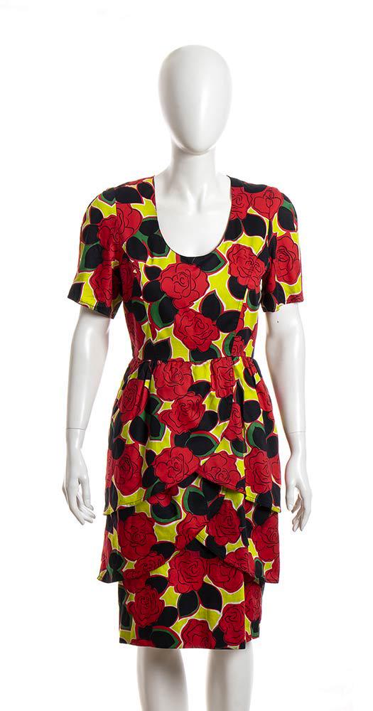 GUY LAROCHE BOUTIQUE FLORAL DRESS 90s: GUY LAROCHE BOUTIQUEFLORAL DRESS90sFloral pattern cotton dress.General Conditions grading B/C (light stains)