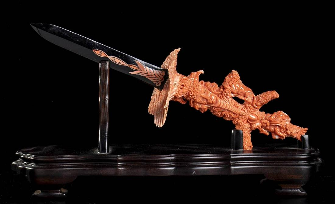 Cerasuolo coral carving (1 of 5)