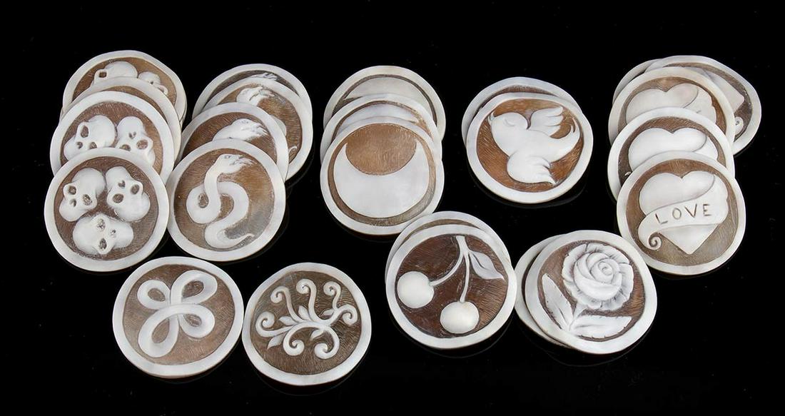 26 sea shell cameos (1 of 4)