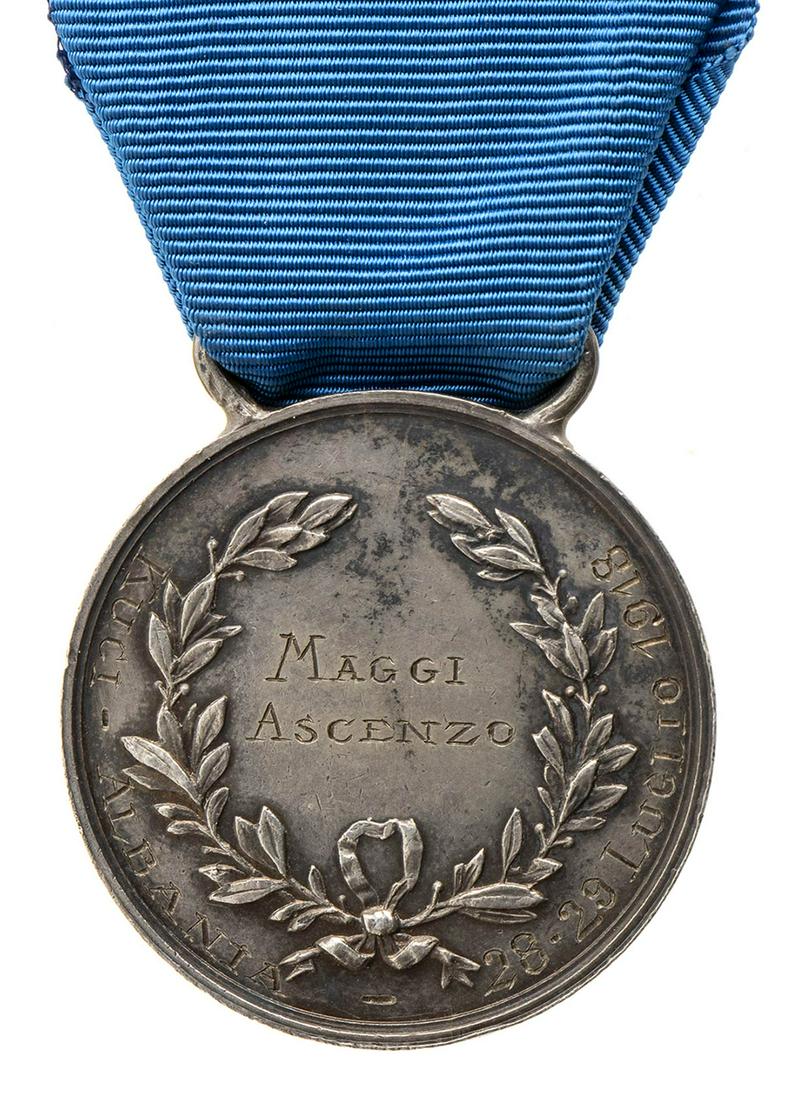 ITALY, KINGDOM SILVER MILITARY MERIT MEDAL   SILVER, 34,6 MM  ANONYMOUS MANUFACTURER, ORIGINAL (1 of 2)