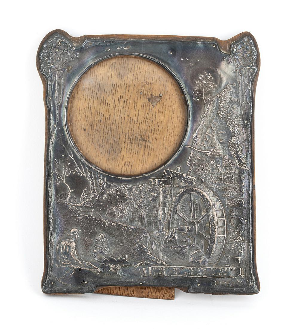 English Arts and Craft sterling silver frame - Birmingham 1905, mark of Charles S Green & Co Ltd (1 of 2)