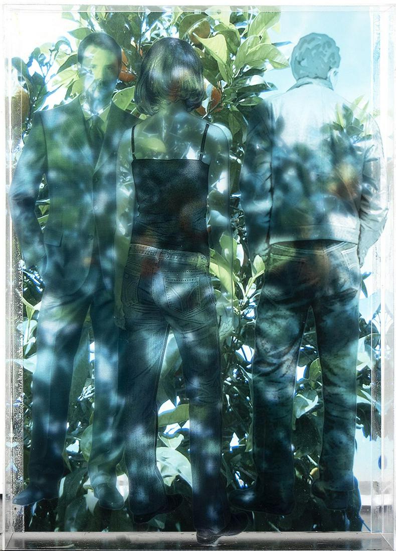 VINCENZO CECCATO (1943 - 2021): Reperto-Serra, 2014: VINCENZO CECCATO (1943 - 2021) Reperto-Serra, 2014 Screen-printing and plexiglass, 70 x 50 x 30 cm Certificate of authenticity signed by artist's sons Excellent conditions