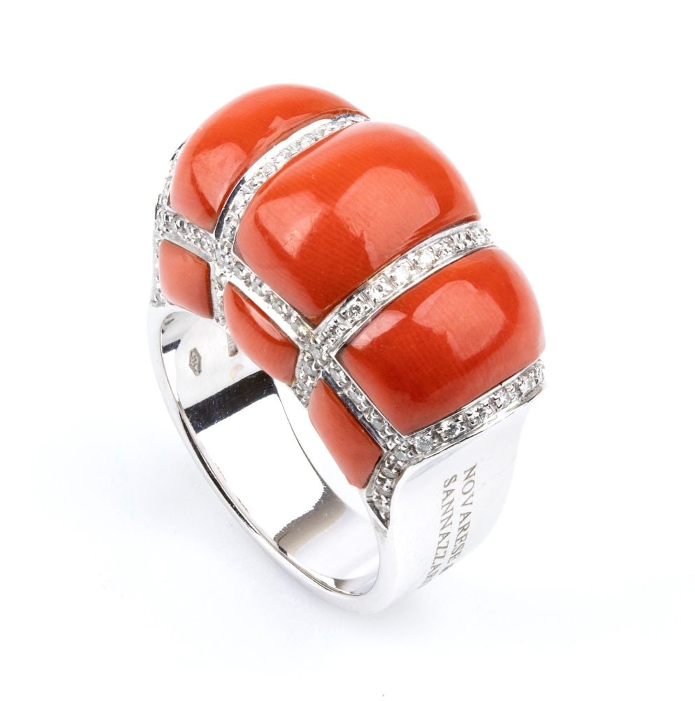 NOVARESE & SANNAZZARO: Diamond Mediterranean coral gold ring (1 of 4)