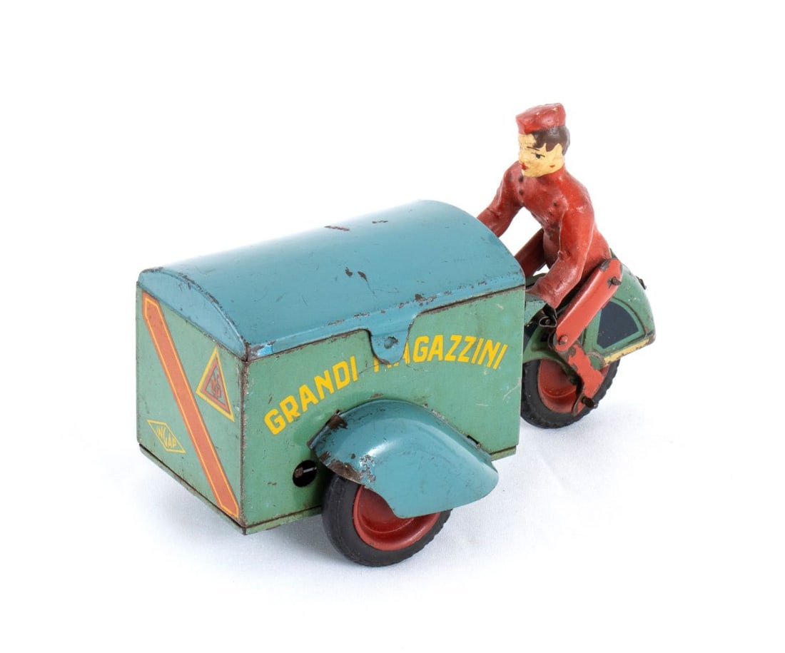 GRANDI MAGAZZINI - Department stores vehicle (1 of 4)