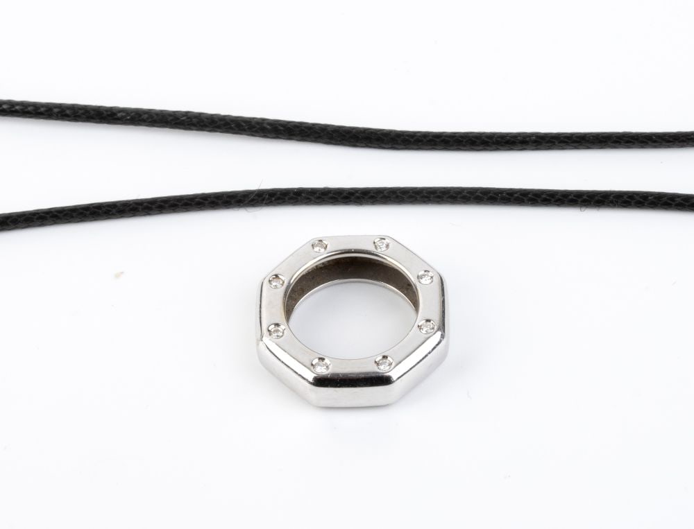 AUDEMARS PIGUET () Diamonds gold pendant - (1 of 3)