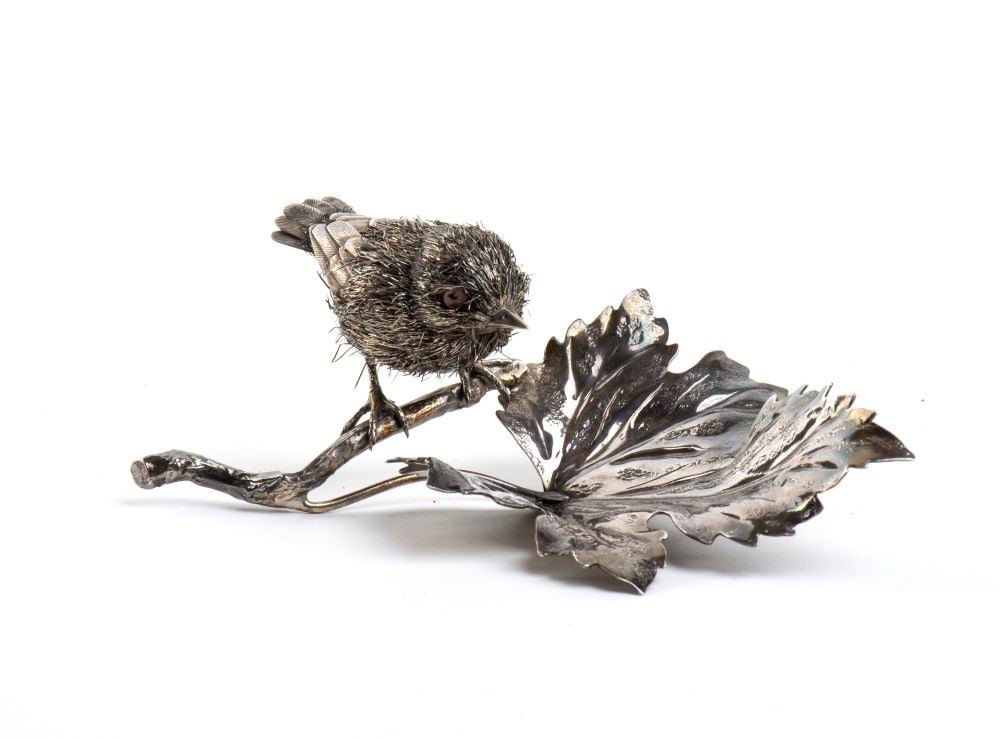 MARIO BUCCELLATI () Solid silver basket with bird - Italy, 20th century (1 of 4)