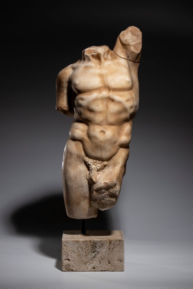 Marble bust - 18th century (1 of 6)