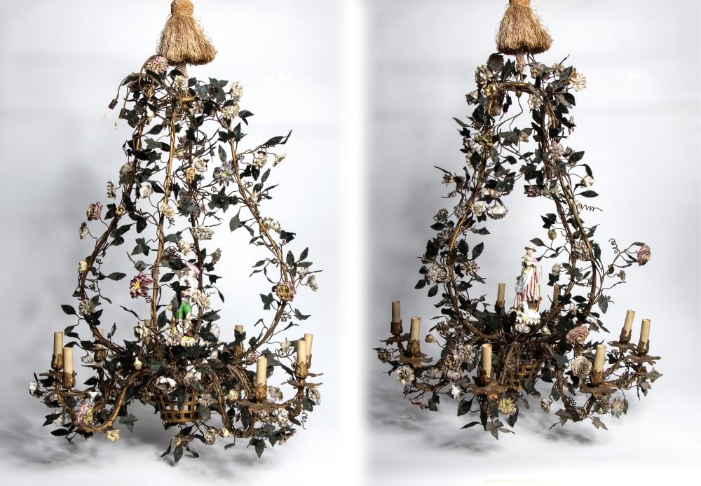 Pair of cage-style chandeliers - Germany, 19th century: Pair of cage-style chandeliers - Germany, 19th centuryHeight x diameter: 90 x 80 cmmade of painted and gilded wrought iron, richly decorated with plant tendrils featuring applied leaves and flowers, p