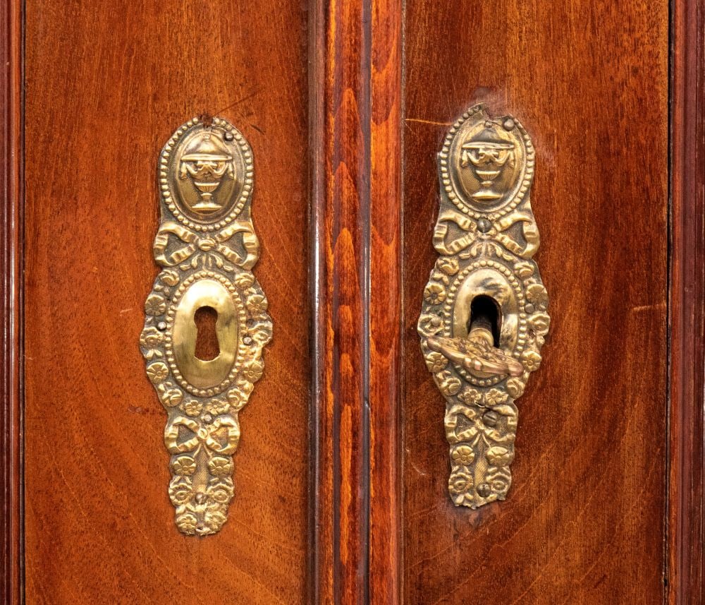 Dutch sideboard cupboard - 2