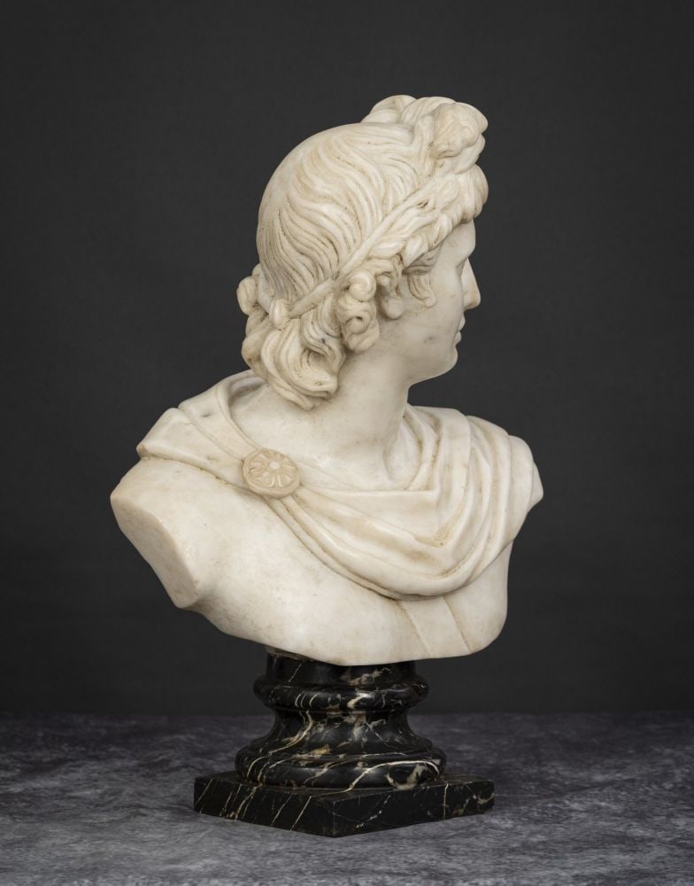 Male bust - 3