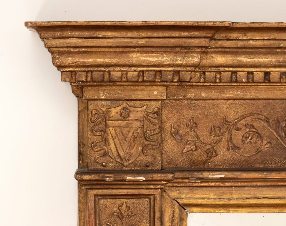 Gilded mirror with a tabernacle frame - 2