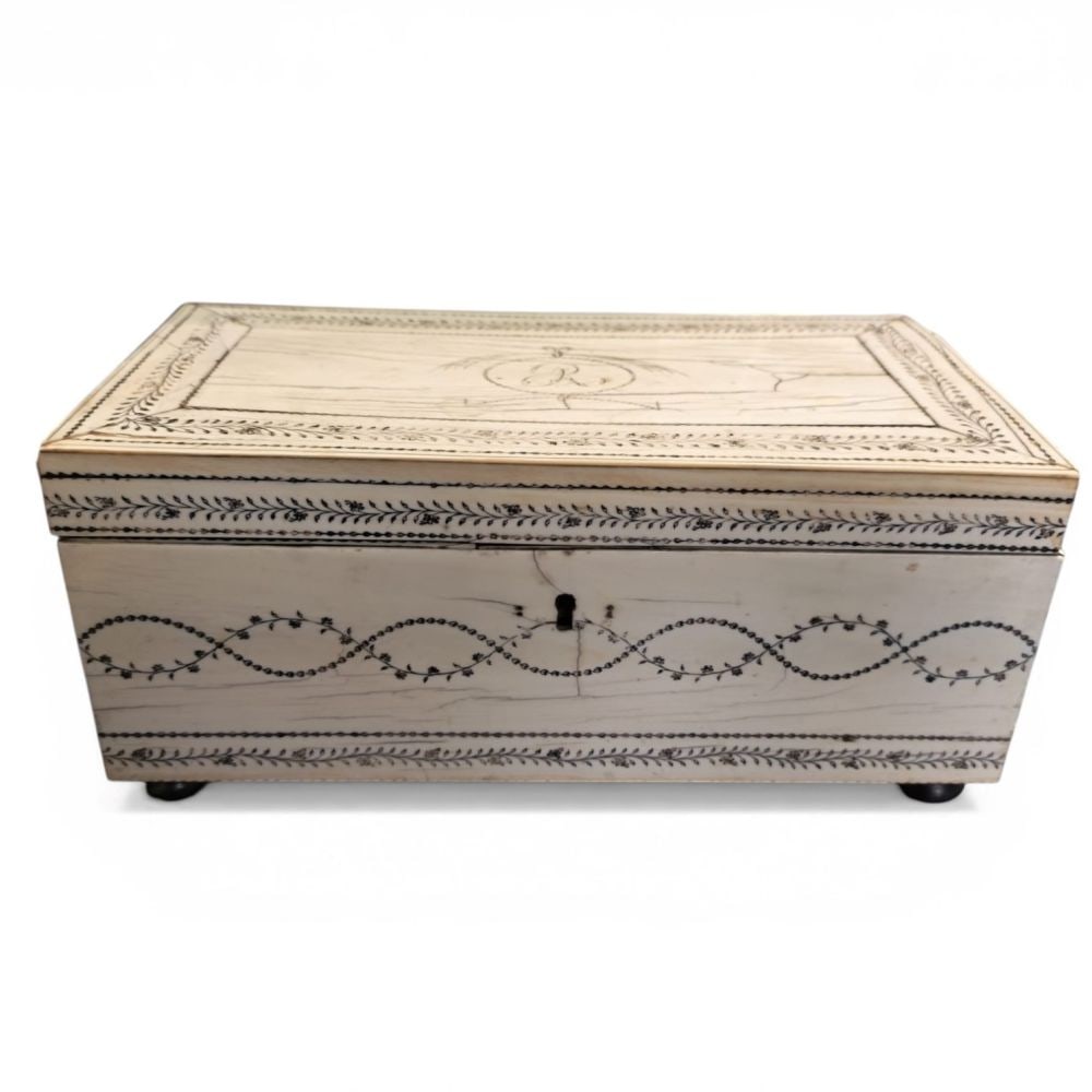 Ivory box: Ivory boxHeight x width x depth: 47 x 45 x 29 cmEngland, 19th centuryAntique box with wooden structure veneered with elephant ivory (Elephas maximus Linnaeus, 1758 or Loxodonta africana Blumenbach, 17