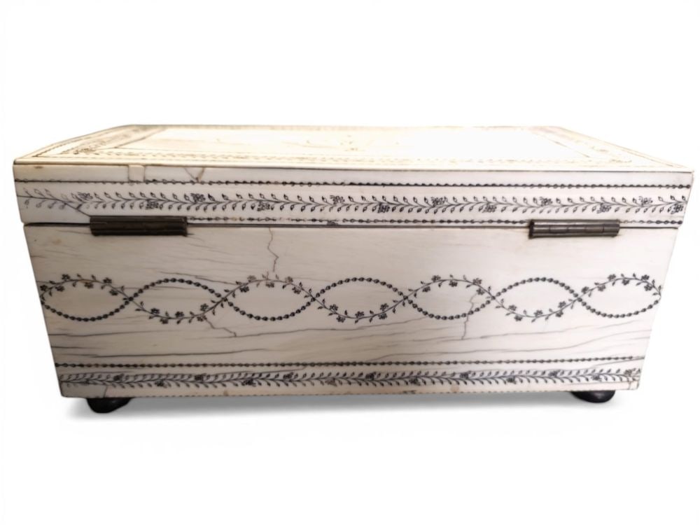 Ivory box - 2