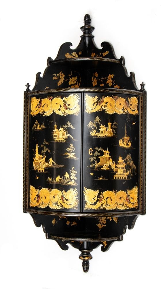 Wall-mounted corner cabinet in the Chinoiserie style - England, 19th century (1 of 10)