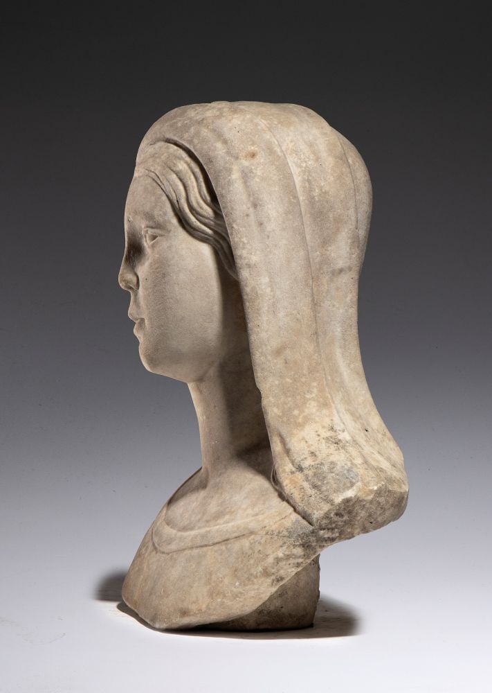 Marble bust of a veiled Madonna - Italy, 18th century - 4