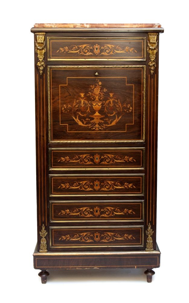 Napoleon III-style inlaid secretary desk - France, 19th century: Height x width x depth: 66 x 34 x 138 cmin the Louis XVI style, veneered with fine woods, richly decorated with inlays of maple and stained woods, with gilded and chiseled bronze accents, topped with 