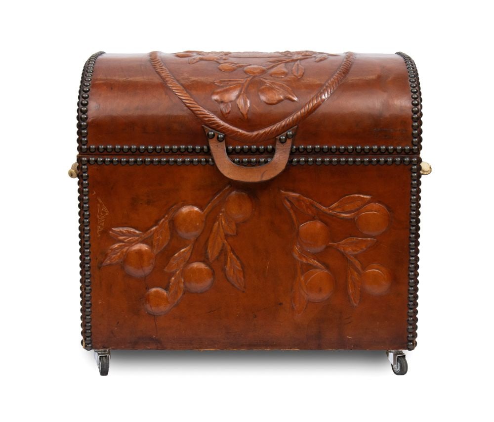 Leather trunk with deer antler handles - France, 20th century (1 of 10)