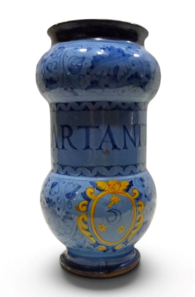 Decorated majolica double-handled albarello - Rome, 18th century (1 of 2)