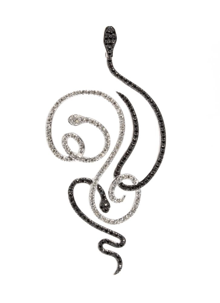 Gold diamond pendant: 18k white gold, featuring a sinuous pattern that mimics intertwined snakes, with pavé set round brilliant cut colorless and black diamonds. Round brilliant cut diamonds estimated total weight