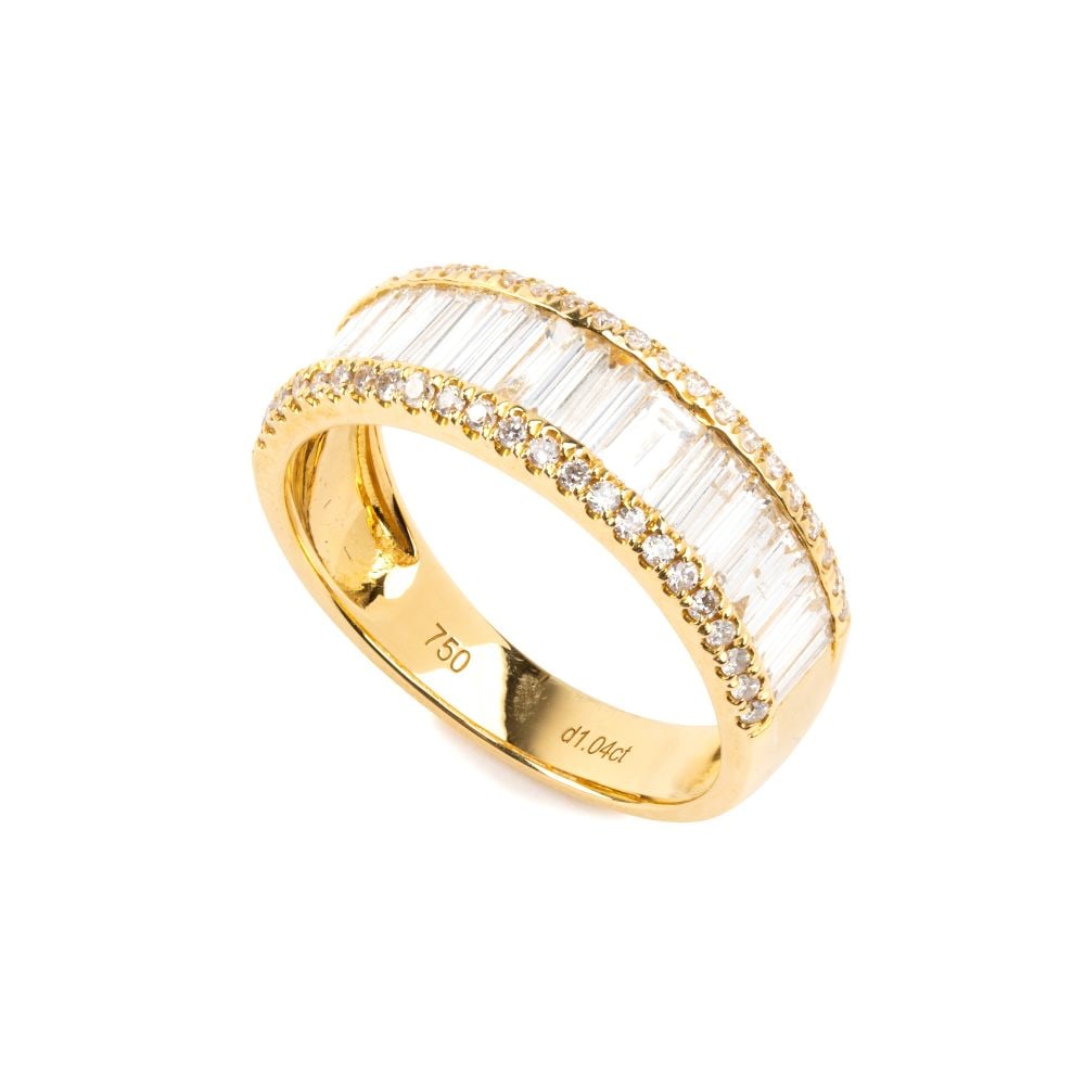 Diamond gold ring: 18k white gold, set with a row of baguette-cut diamonds flanked by two rows of brilliant-cut diamonds, with an estimated total weight of approx. 1.27 ct, colour H-I, clarity VS-SI, as gauged and