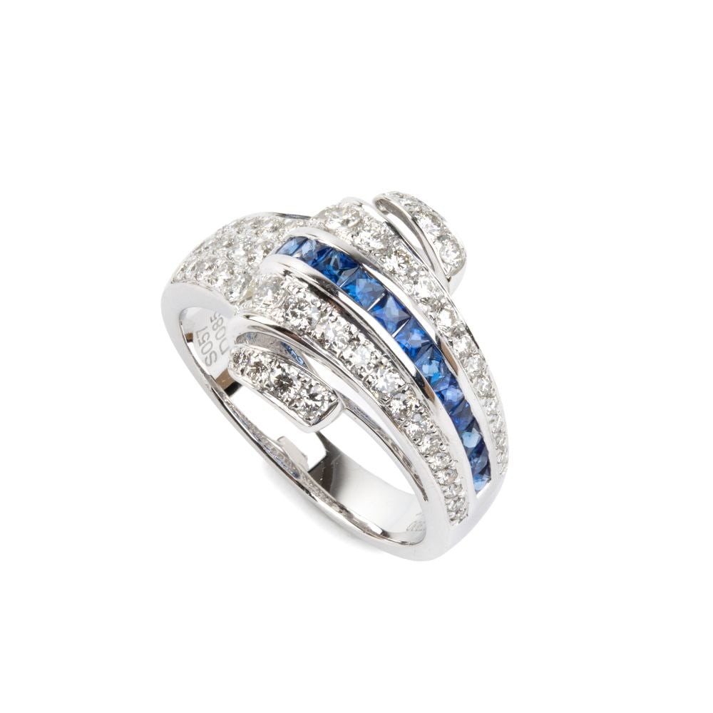Diamond sapphire patinum ring: Featuring a wave pattern set with brilliant-cut diamonds, estimated to have a total weight of approx. 0.35 ct, colour F-G, clarity VVS-VS, and a row of square-cut sapphires, estimated to have a total