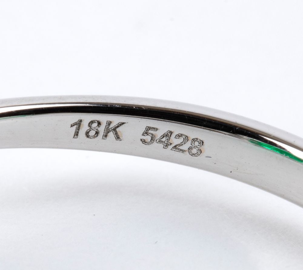 Emerald diamond gold ring - 5