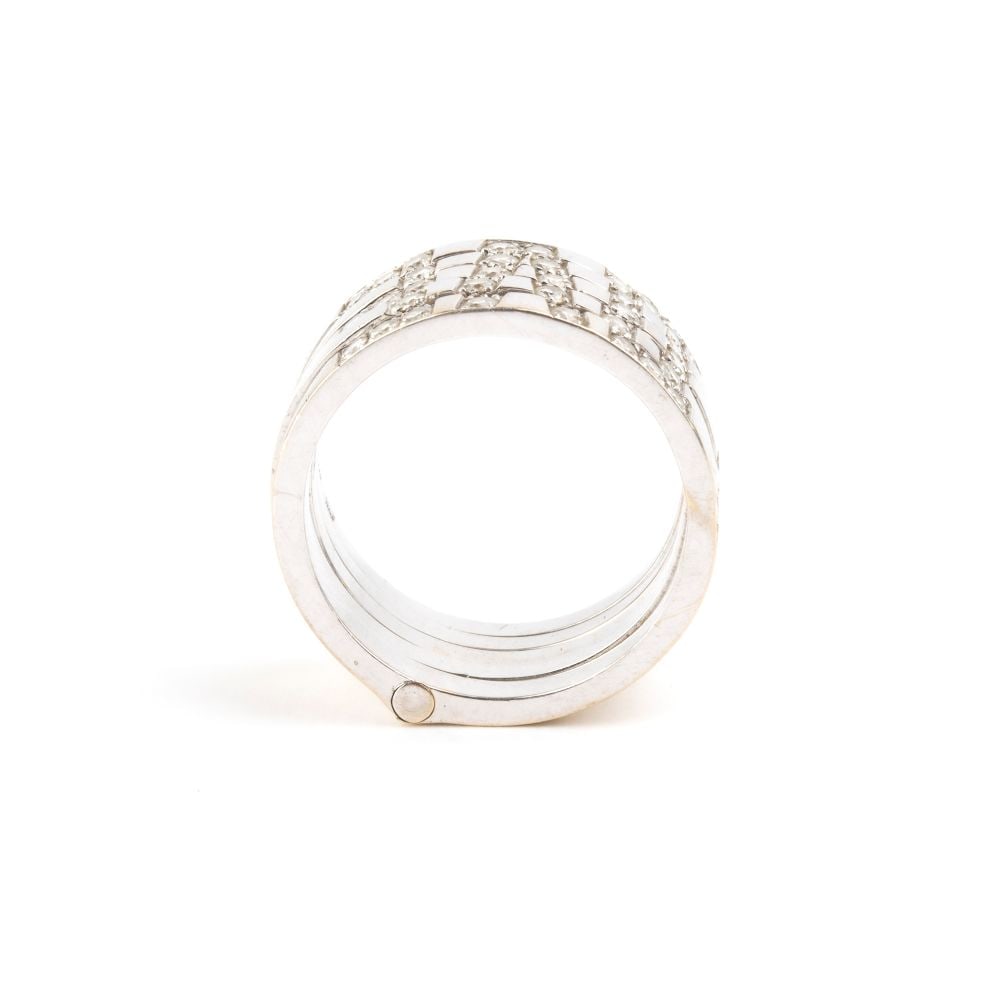 Gold ring with diamonds - 2