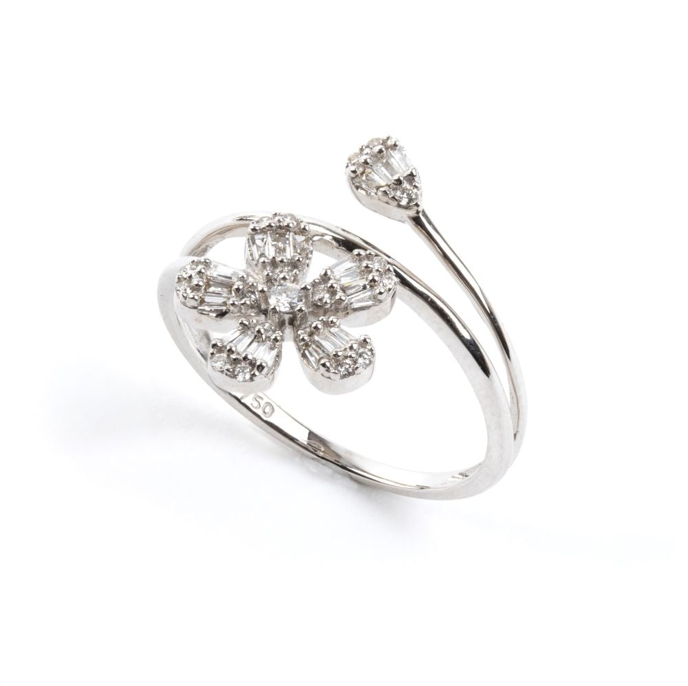 Diamond gold ring: 18k white gold, featuring a flower set with brilliant cut and tapered cut diamonds, estimated to weigh a total of approx. 0.68 ct, F-G colour, VVS-VS clarity, as gauged and graded in the
