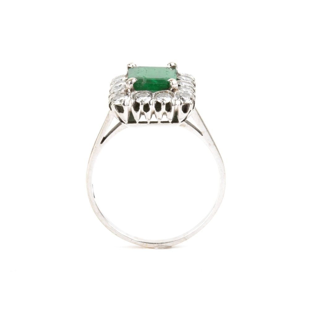 Emerald diamond godl ring - 2