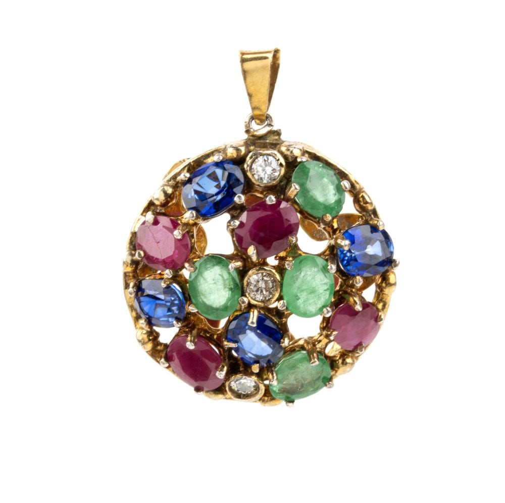 Diamonds colored stone gold pendant: Yellow gold, openwork round pendant, set with small diamonds and colored gemstones (rubies, emeralds and sapphres).Front dimensions: 2.5 x 2.2 cm. Weight: 6.1 g.