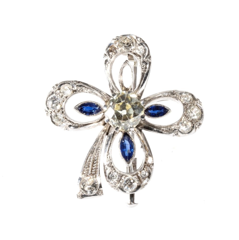 Diamond sapphires gold floral brooch (1 of 5)
