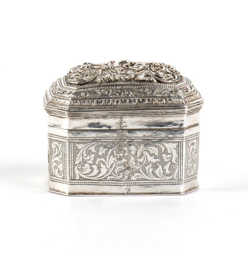 Solid silver box - 2