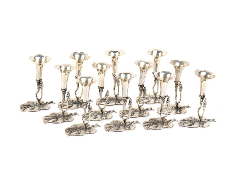 Set of 12 Italian solid silver place cards (1 of 4)