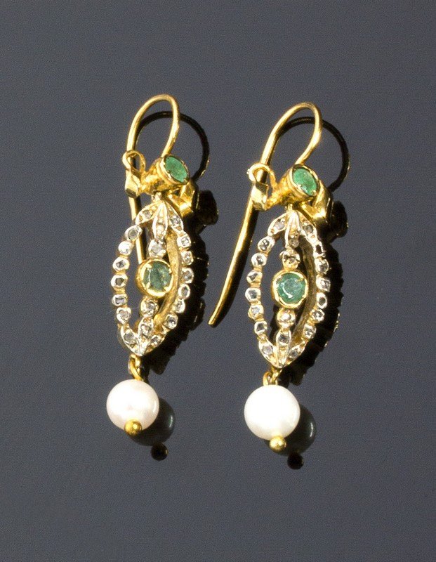 9K GOLD AND SILVER EARRING (1 of 1)