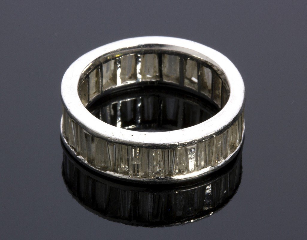 PLATINUM DIAMOND BAND BAND (1 of 1)