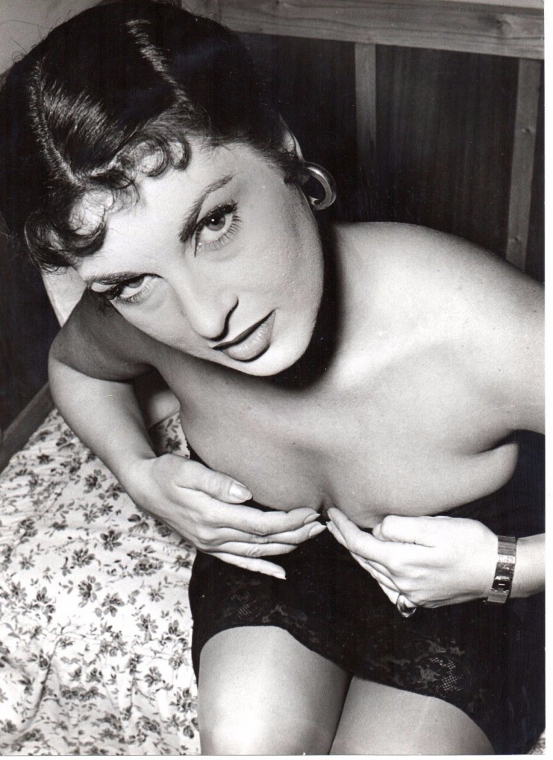 1953 Original Photo Cuban Model by Photographer Osvaldo (1 of 1)