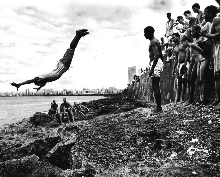 Black & White Havana Malecon Cuba Photo: Black & White Havana Malecon Cuba Photo - Print Size: 8"x10"
