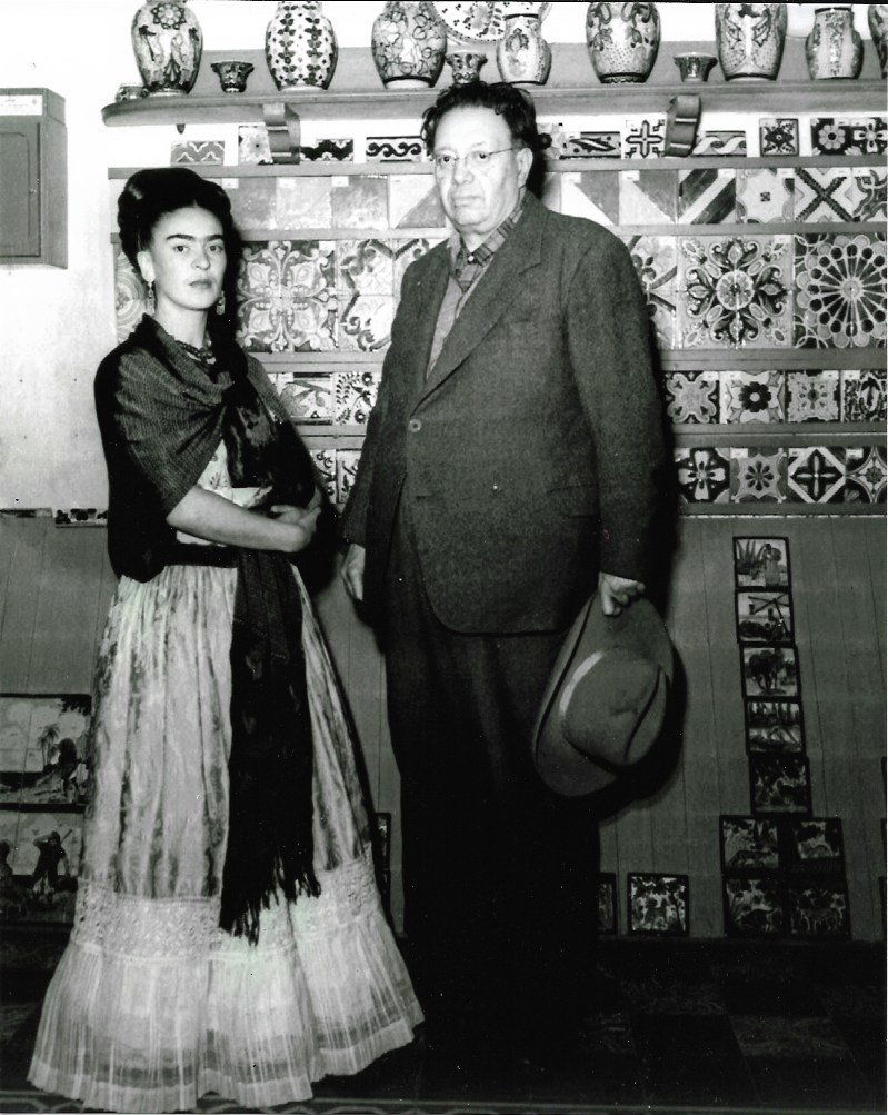 Black & White Frida Kahlo & Diego Rivera - Photo - Appr (1 of 2)