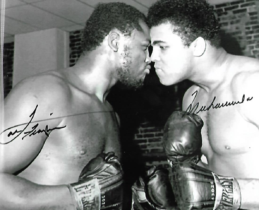 B&W B&W Muhammed Ali -Joe Frazier-Photo (1 of 2)