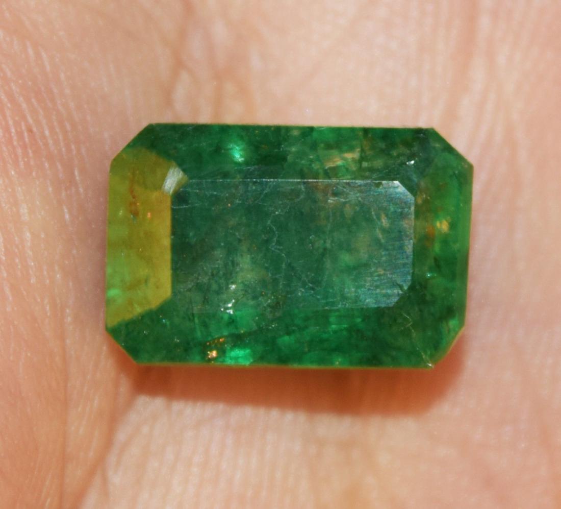 Natural Certified 5.9 CT Green Emerald Transparent Colo (1 of 2)