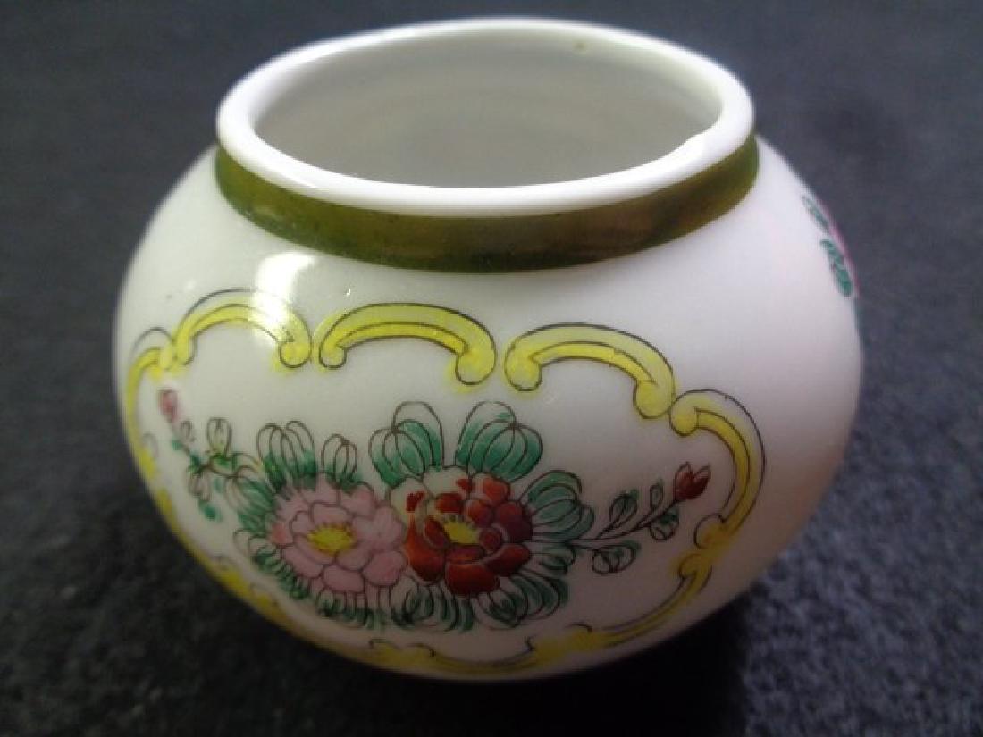 Small Asian Porcelain Bowl (1 of 1)