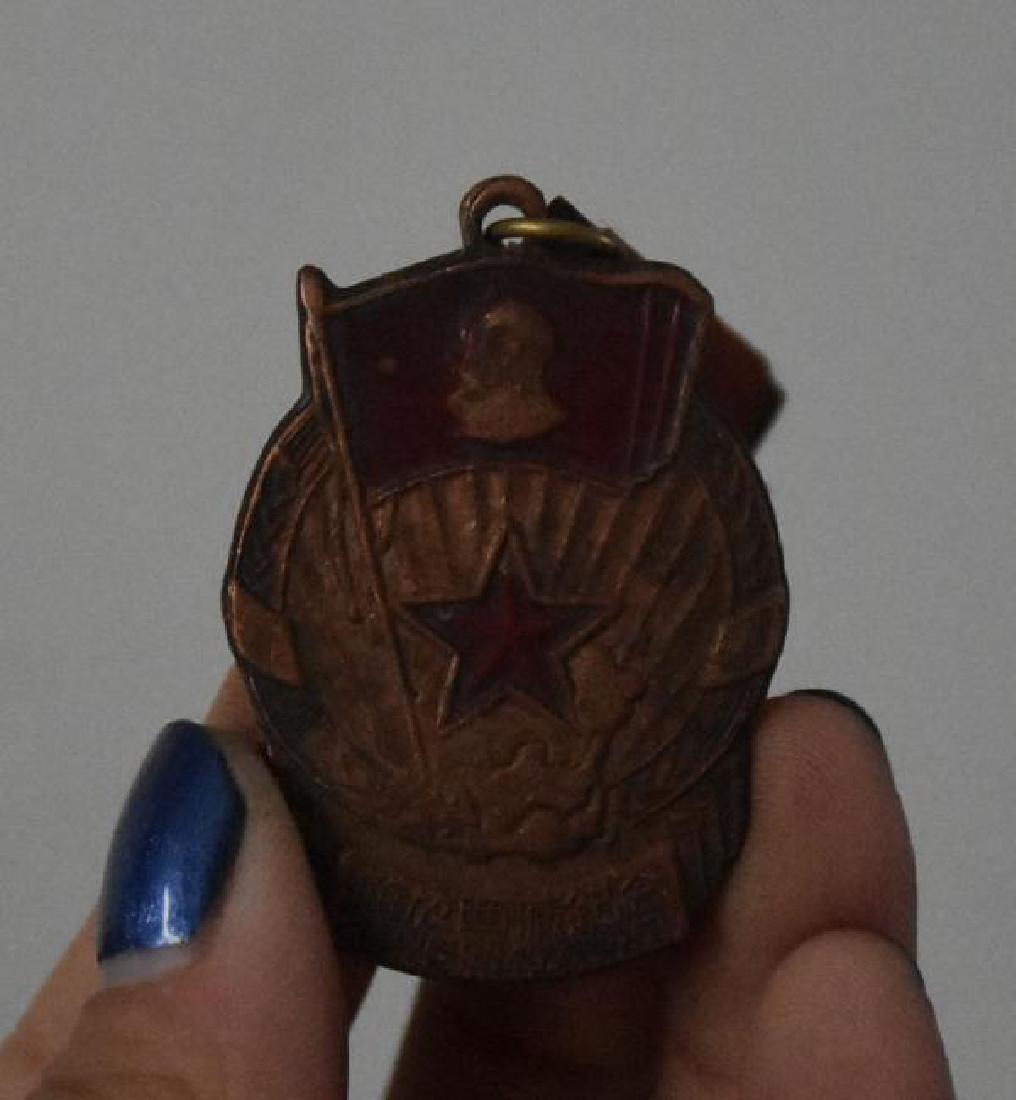 Chinese Bronze Flag Mao Zedong Badge: Chinese Bronze Flag Mao Zedong Badge