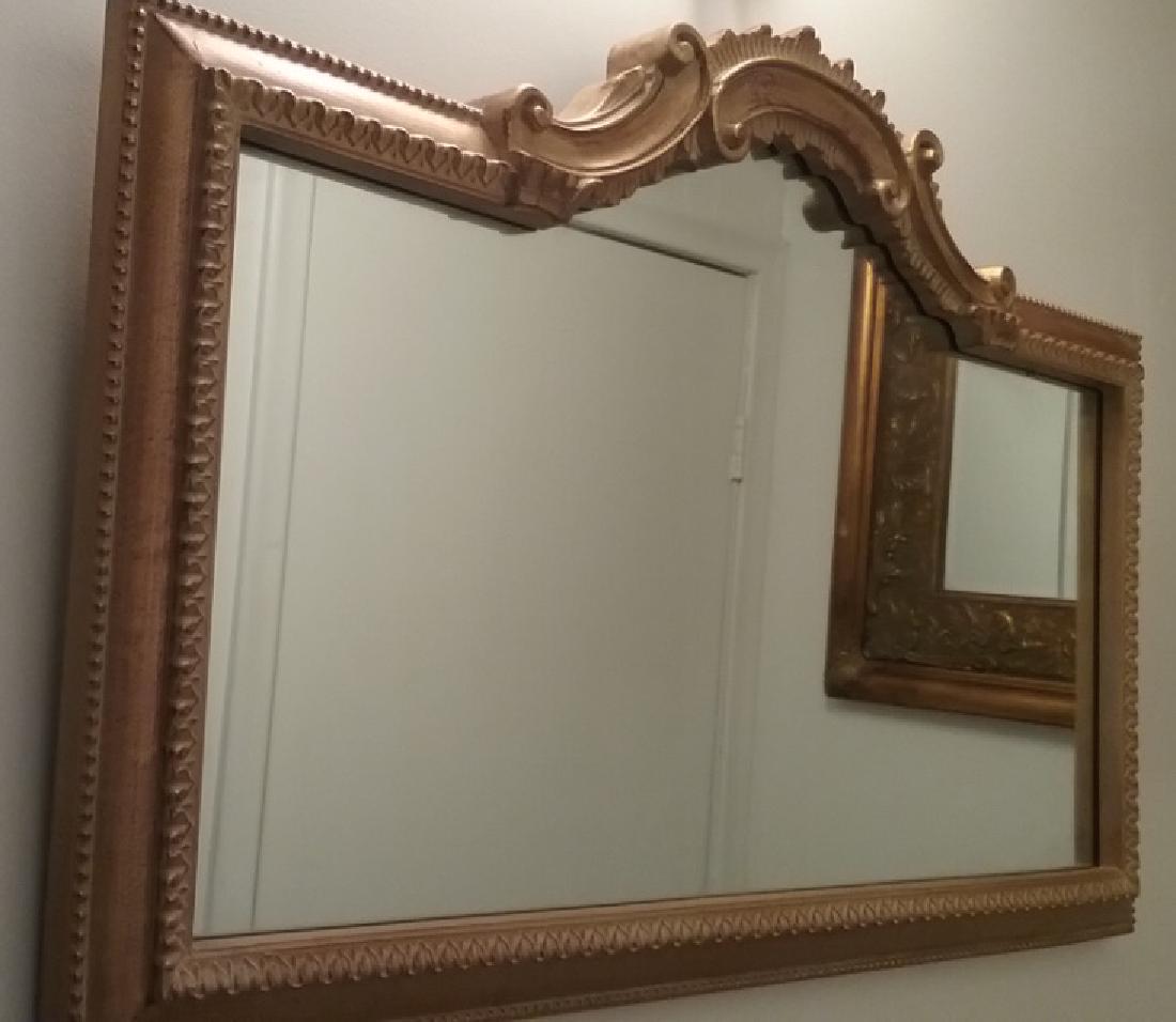 Mirror with Wood frame. (1 of 1)