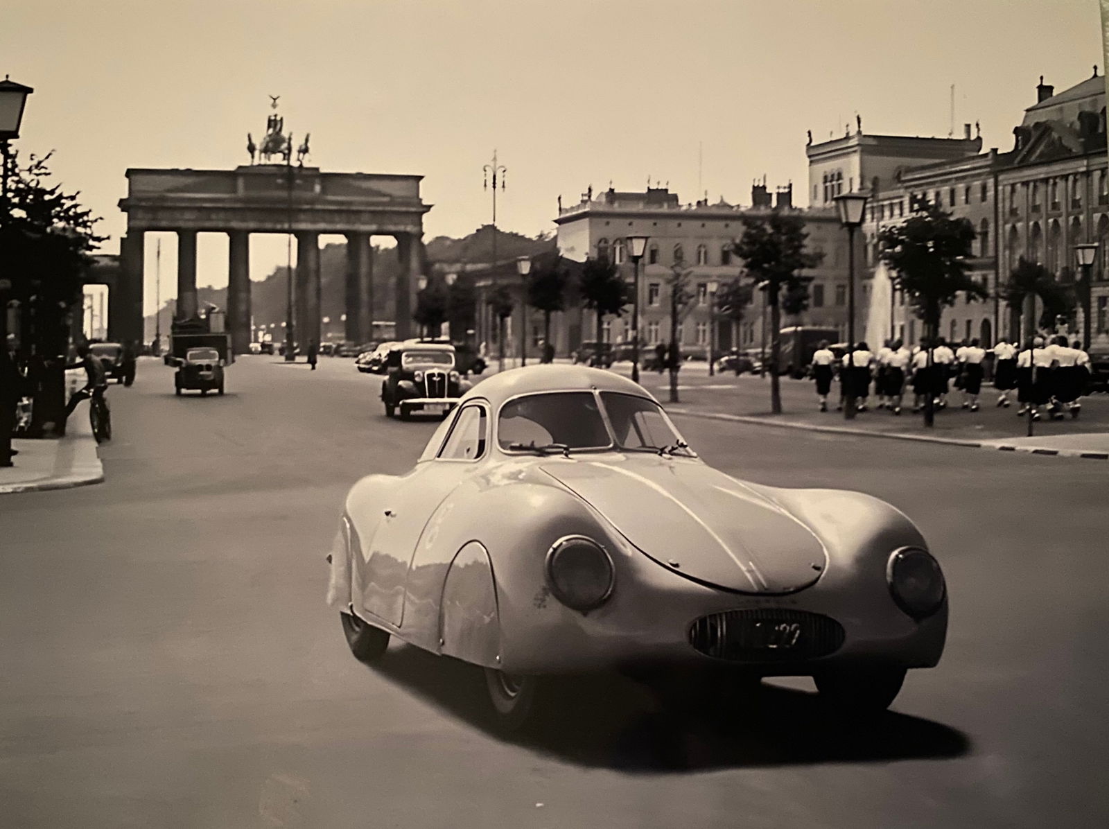 1938 PORSCHE in BERLIN German Classic Car Retro Picture Photo (1 of 1)