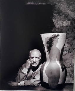 Pablo Picasso Spanish Artist and Sculptor Photo Print: Pablo Picasso Spanish Artist and Sculptor Photo Print. size: 8 x 10 inches. see photo. We pack & Ship for you